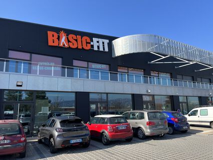 Basic-Fit Dardilly Chemin du Moulin Carron 24/7